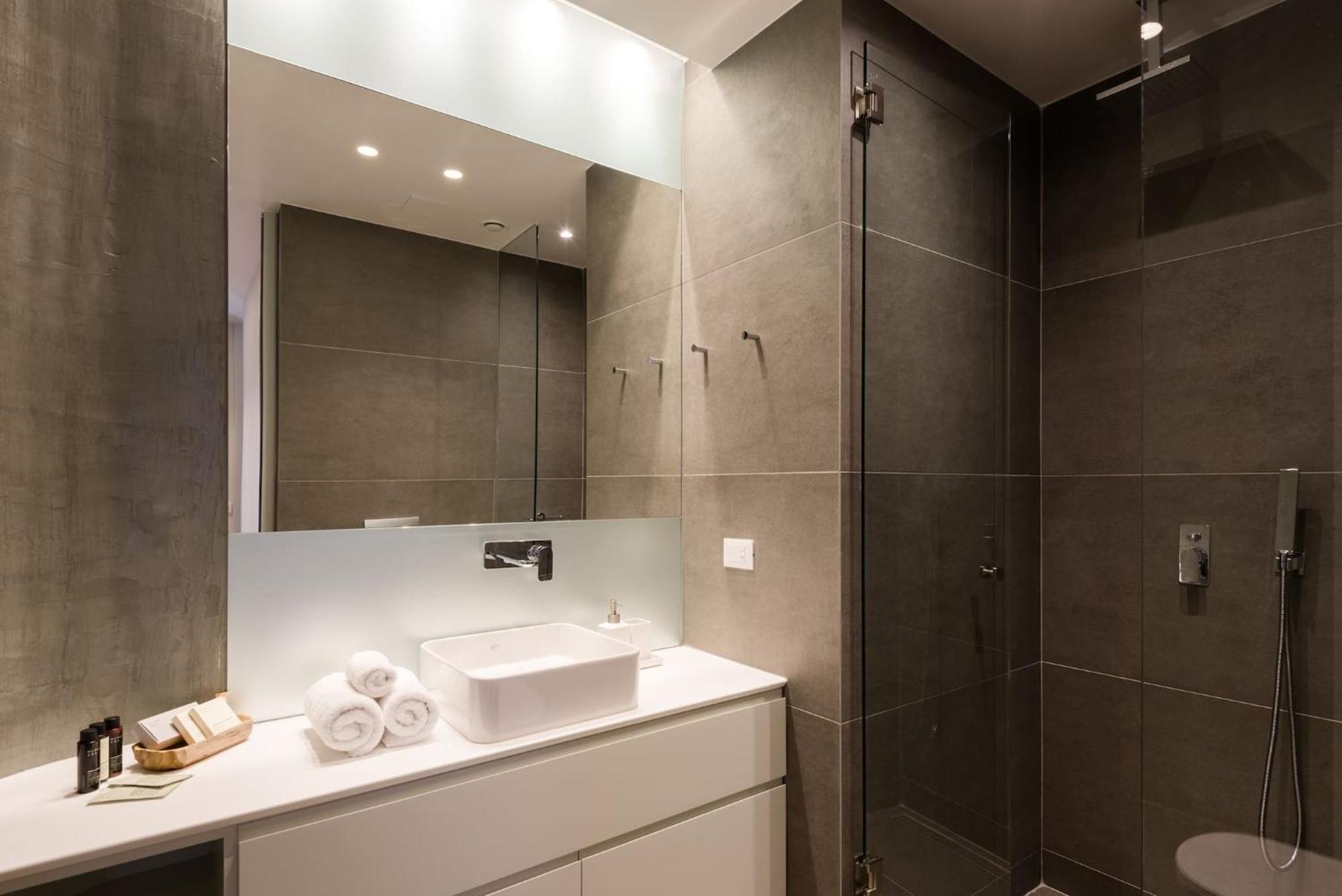 Urban Apt With Stunning Acropolis View & Roofdeck Atenas Exterior foto